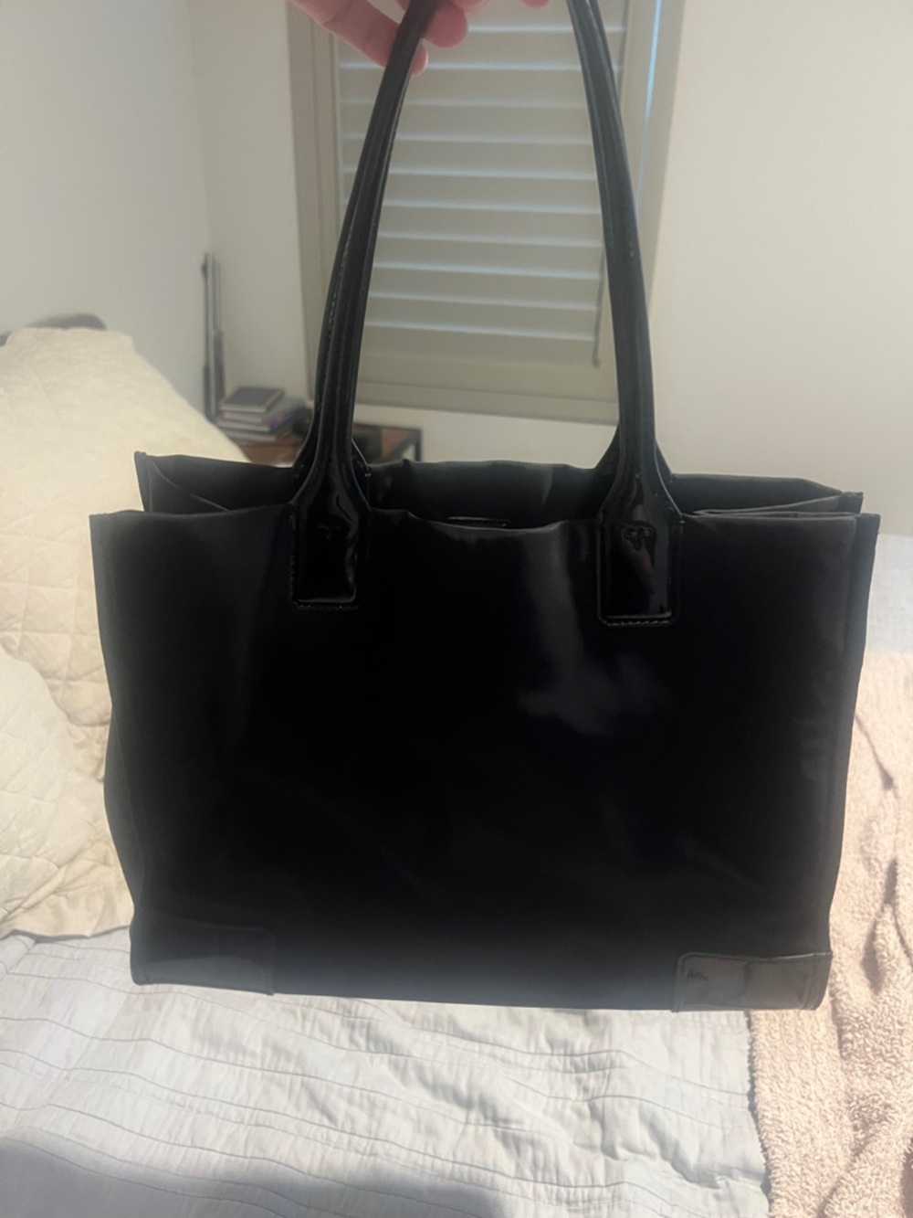 Tory Burch Black Ella patent small purse - Picture 2 of 5